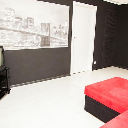 Zaporizhia 2Rooms Semi-Luxury Apartment On Pochtovaya 167-A Street المظهر الخارجي الصورة