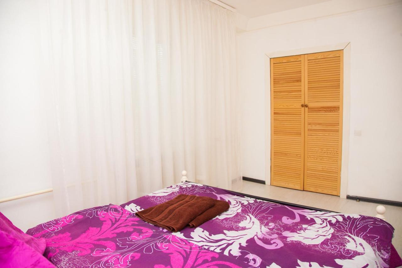 Zaporizhia 2Rooms Semi-Luxury Apartment On Pochtovaya 167-A Street المظهر الخارجي الصورة